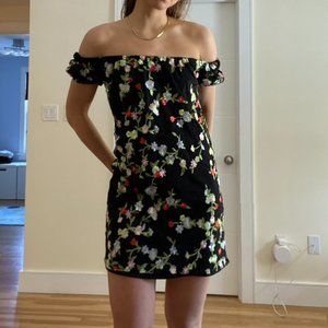 Emrboidered floral Urban Outfitters dress!